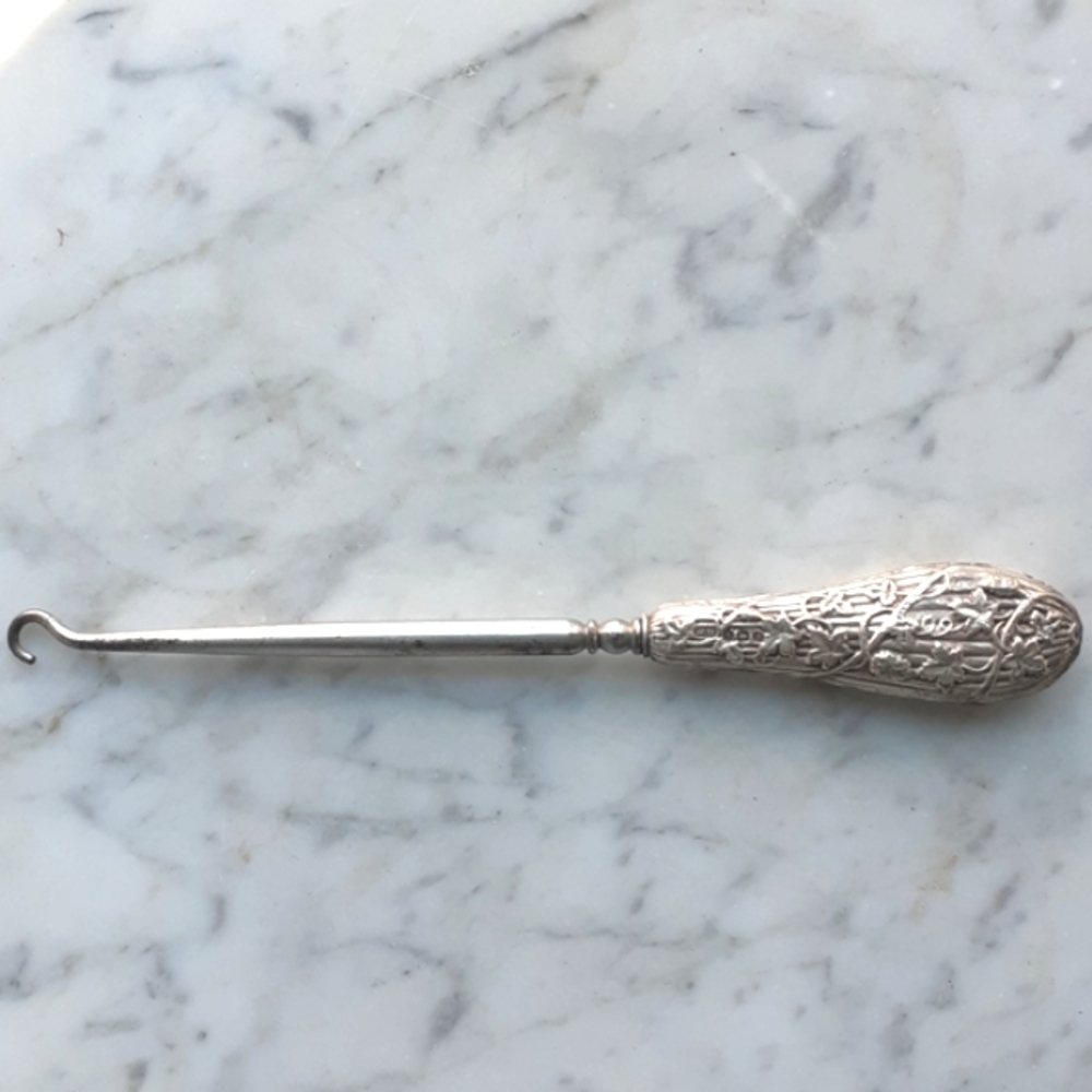 Victorian Hallmarked Silver Repousse Button-Hook … - image 1